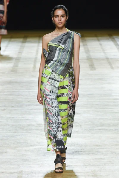 Look 34